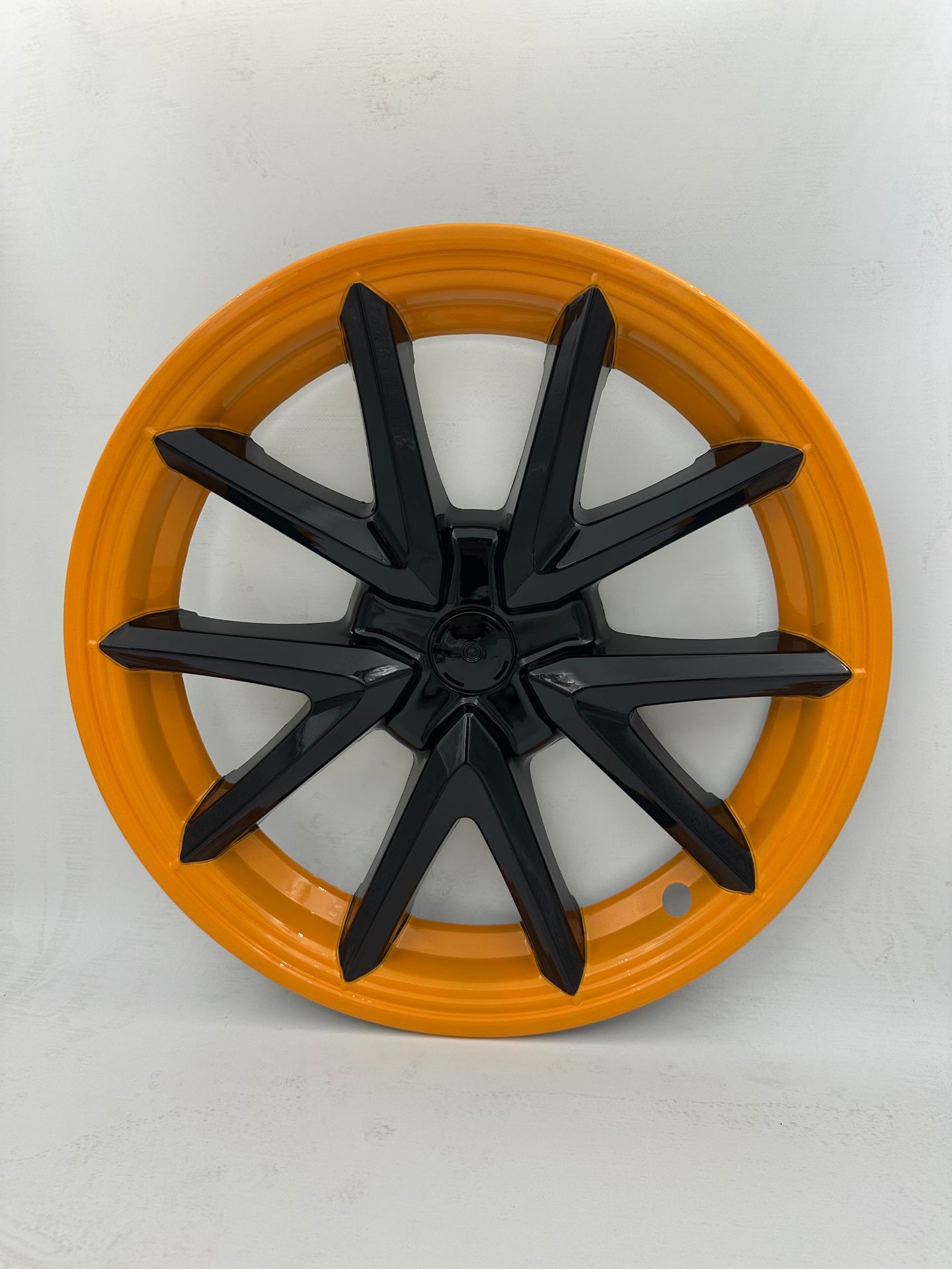 Tesla – Hub cover Decoration 18 inch - old-3-18-inch-orange-white-label-four