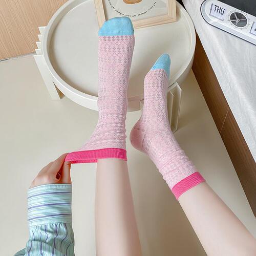 Independently packaged one piece drop shipping super popular dopamine color socks women's mid-calf socks summer thin mesh socks wholesale