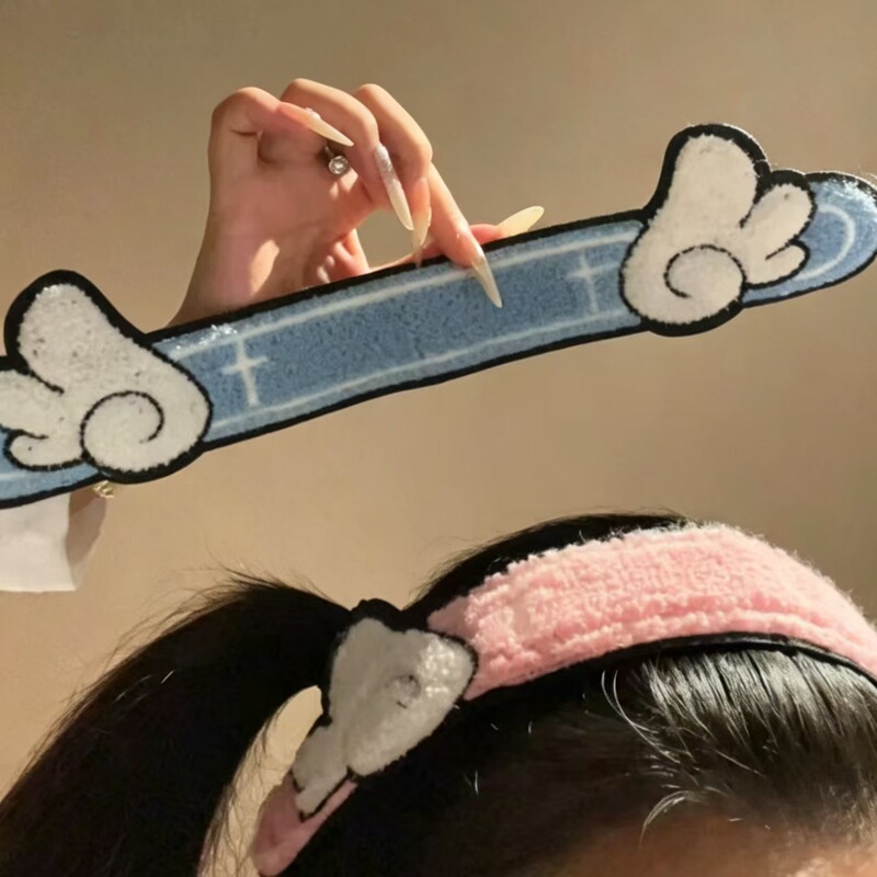 Cute Angel Wings Magic Hair Sticker Plush Cartoon Bangs Sticker for Girls, Hair Fixing Magic Tape, Side Hair Accessory