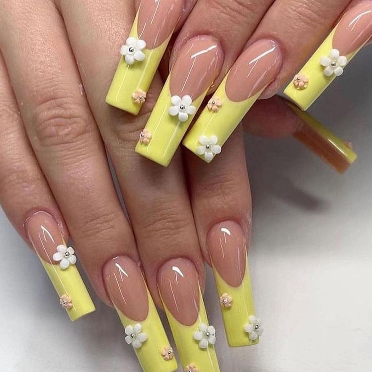 Transfronterizo desgaste manicuras al por mayor nuevo arco europeo, americano y francés largo escalera blanca de manicuras super largas