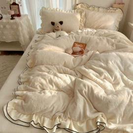 四件套;床罩床笠;纤维被