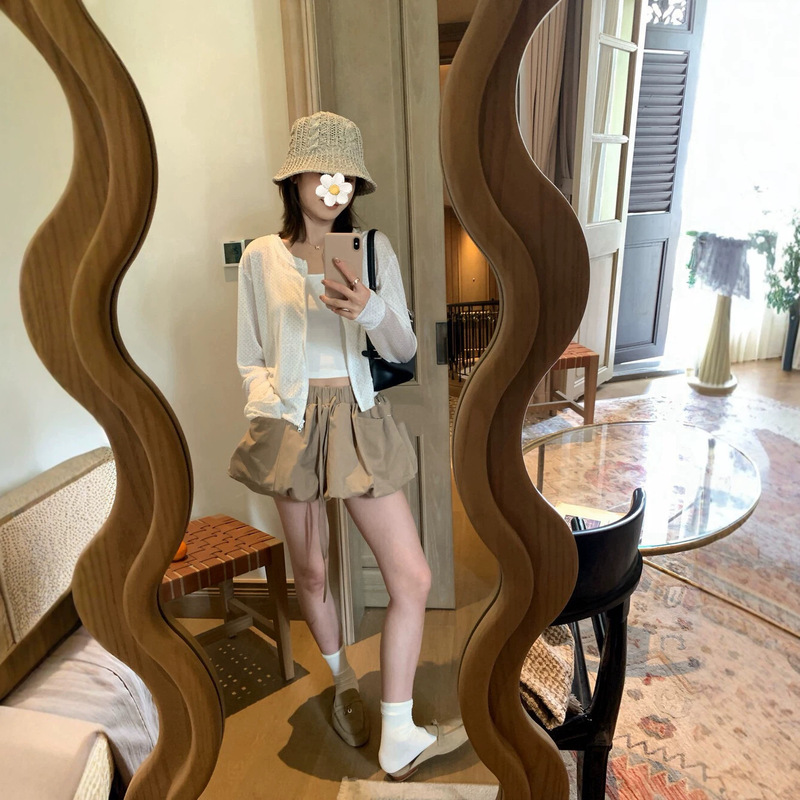 2026 Summer New Korean Style Simple Design Small Floral Casual Short Women's Elastic Drawstring Versatile Pants Skirt