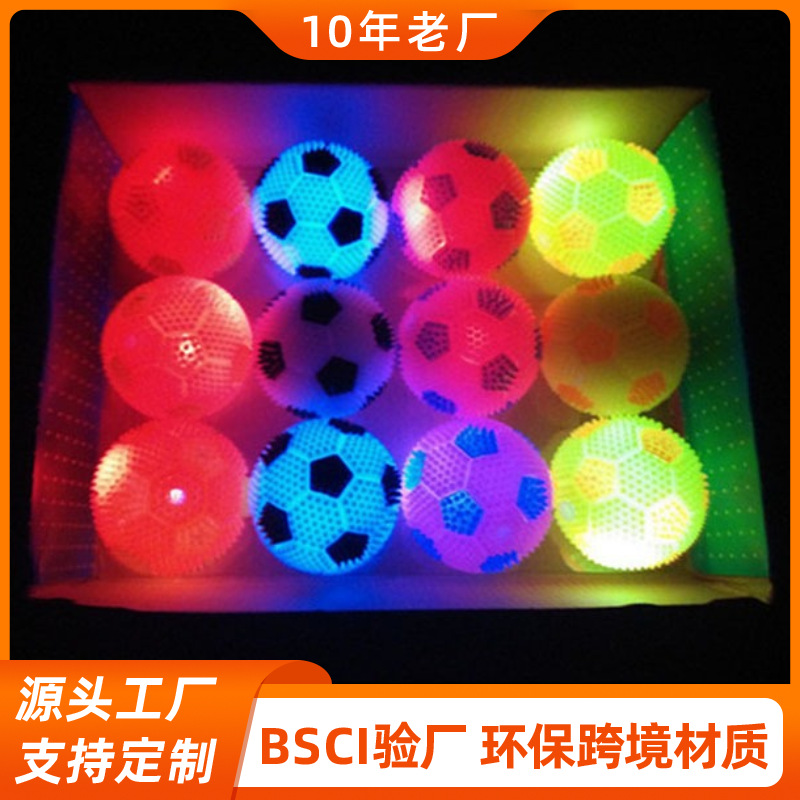 Pelota de juguete interactiva para perros de tamaño mediano con luz LED intermitente, que emite sonidos y brilla, para limpiar los dientes y rechinar los dientes, ideal para paseos nocturnos y entrenamiento.