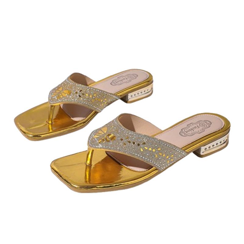 2026 Summer New Women' Flip-Flop European And American Cro-Border Large Size Sequin Thick Sole Beach Toe-Pot_vogvips.com