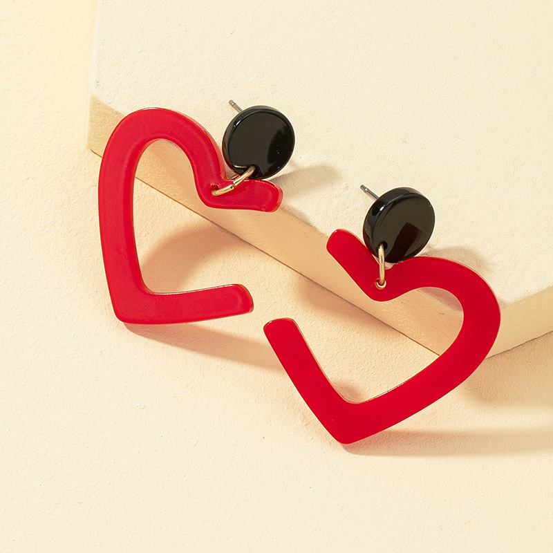 Fashion Red Acrylic Heart-shaped Earrings display picture 2