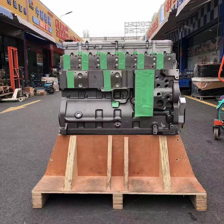 6CT8.3电喷 发动机 (3).jpg