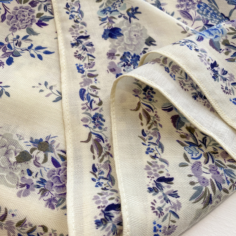 40g Weight Silk Scarf Classification Outdoor, Daily Occasion Cotton Material Ditsy Floral Pattern Autumn&Winter Season Women's Gender Vintage Style, Simple Style Style Women's Vintage Style Simple Style Ditsy Floral Cotton Silk Scarf 4
