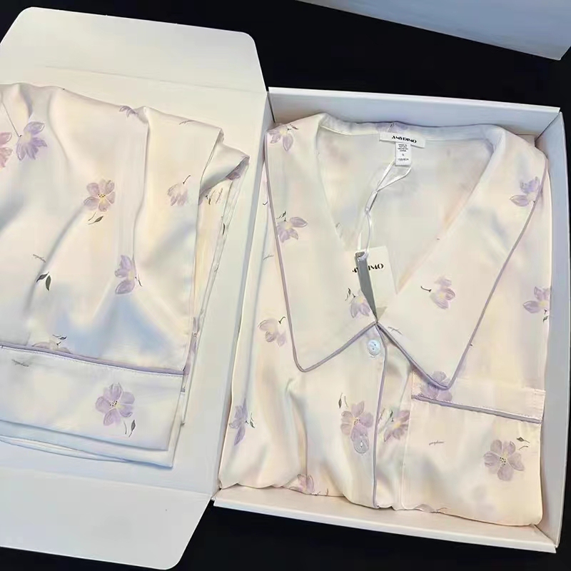桑蚕丝睡衣女春秋款真丝送闺蜜生日礼物网红风家居服礼盒套装|undefined
