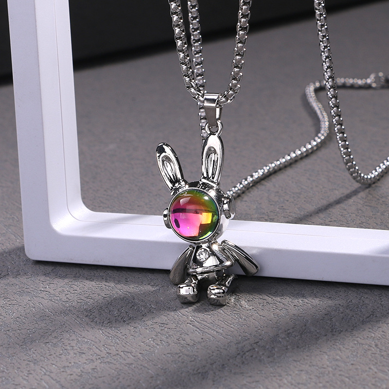 Movable Mechanical Rabbit Pendant Necklace For Couples Hip Hop Style_voghion.com