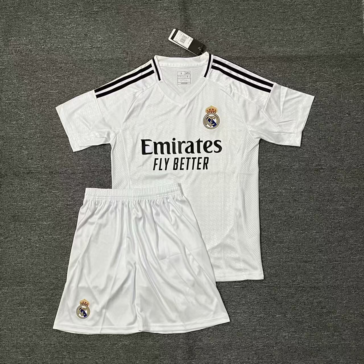 2425 Traje de casa del Real Madrid