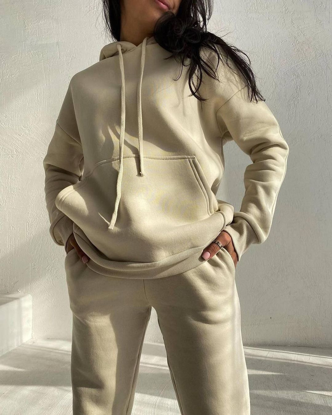 2024 Neues, lässiges, modisches, langärmeliges Plüsch-Zweiteiler-Set aus Kapuzenpullover und Hose_voghion.com