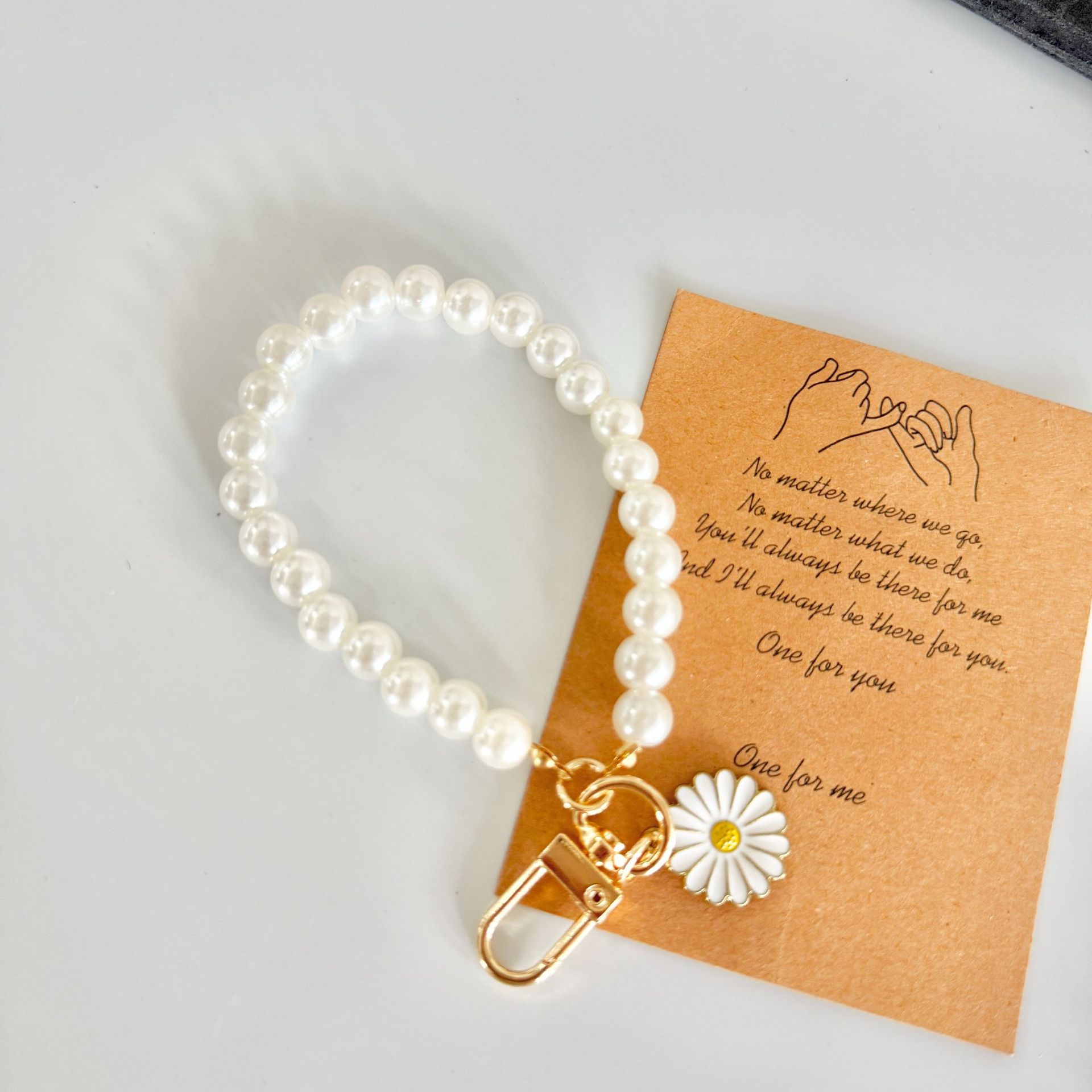 Nuevo amor creativo pulsera llavero colgante colgante accesorios de perlas joyas rojas en línea al por mayor