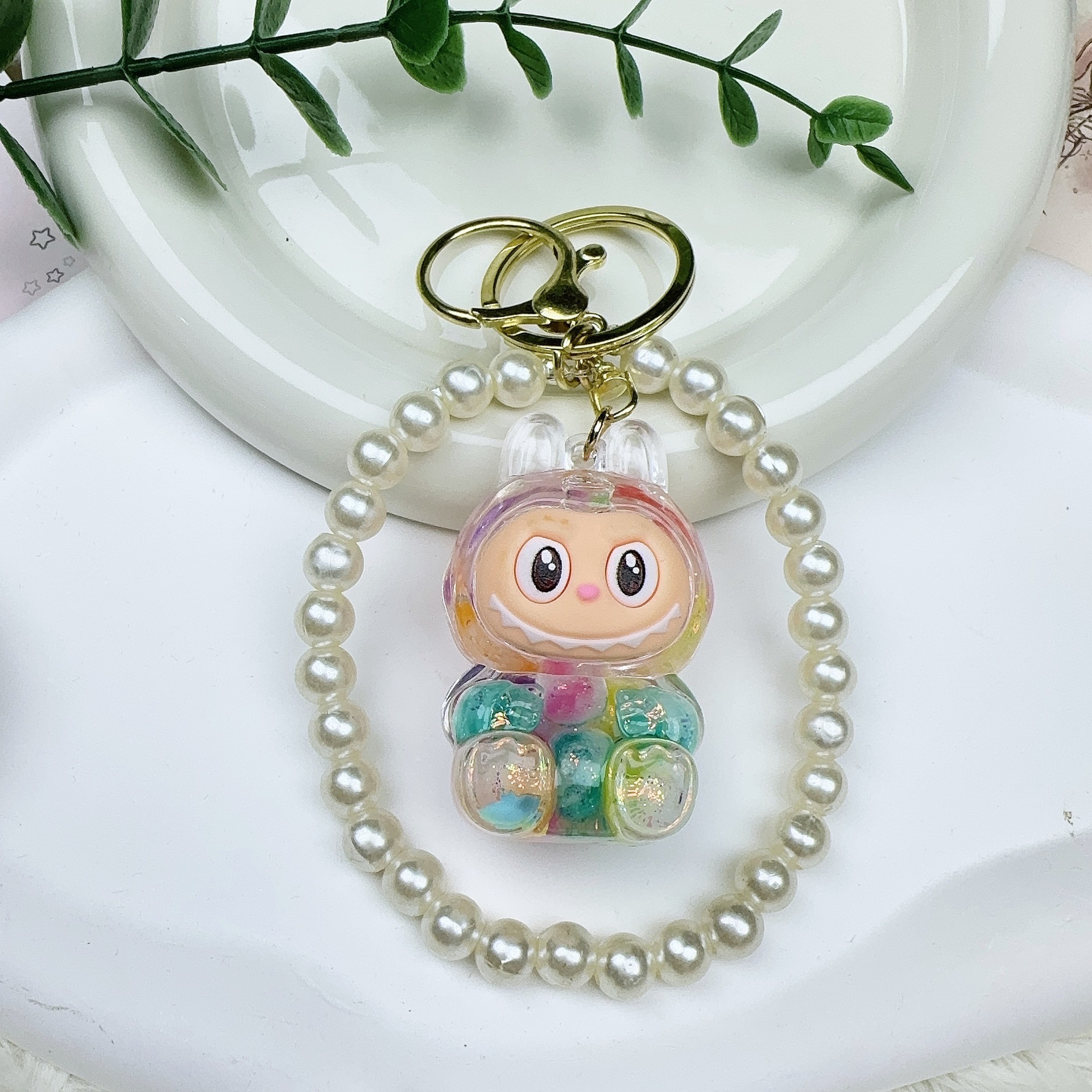 カラービーズ点滅発光ラブブクリエイティブキーホルダーオイル人形スクールバッグ流砂小さなペンダントギフト装飾品