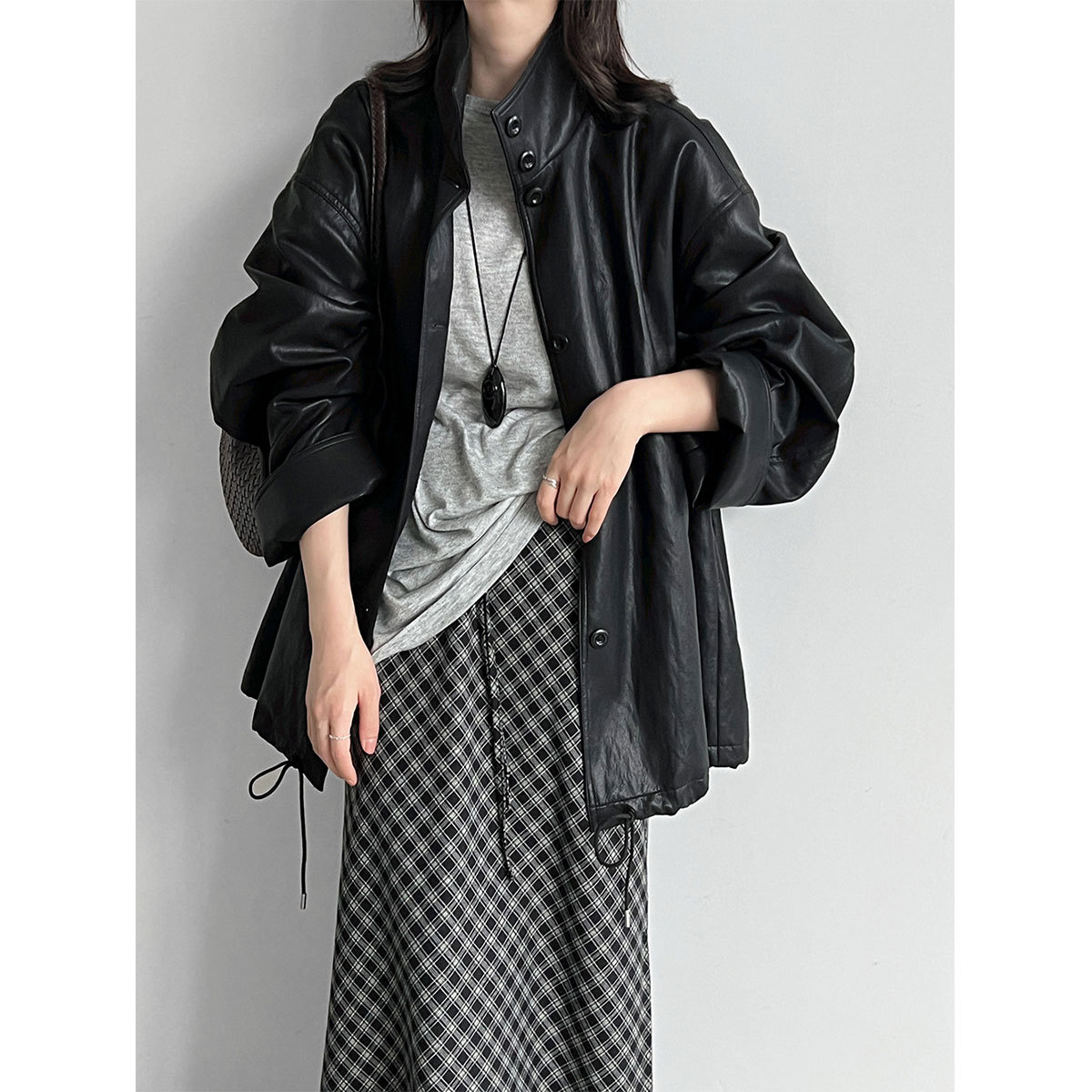 Luxi Stand Collar PU Leather Drawstring Waist Mid-Length Trench Coat for Women, Autumn 2026, Relaxed Style, Niche Drop-Shoulder Coat 99055
