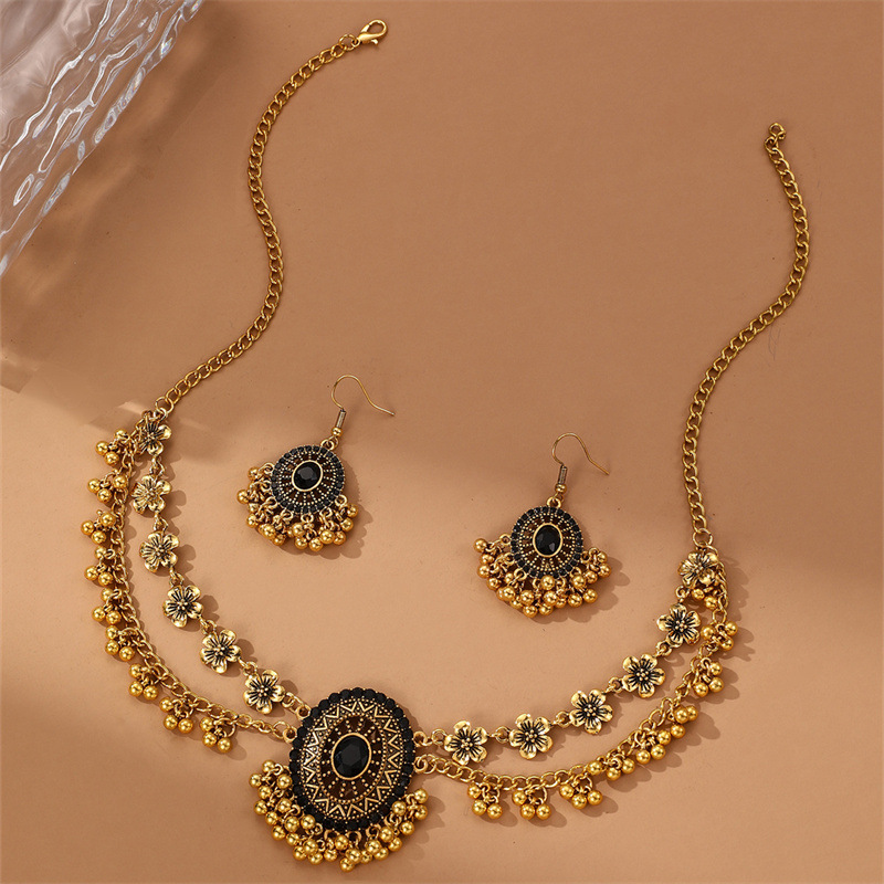Designer Ethnic Jewelry Set With Red Gemstones For Women_voghion.com