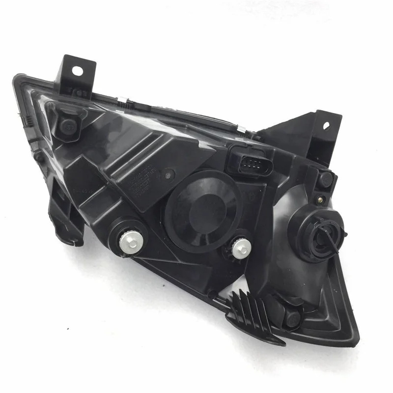 Aplicable a Chery Flag Cloud 3 10 años Flag Cloud 3 faro iluminación delantero faro conjunto de faro