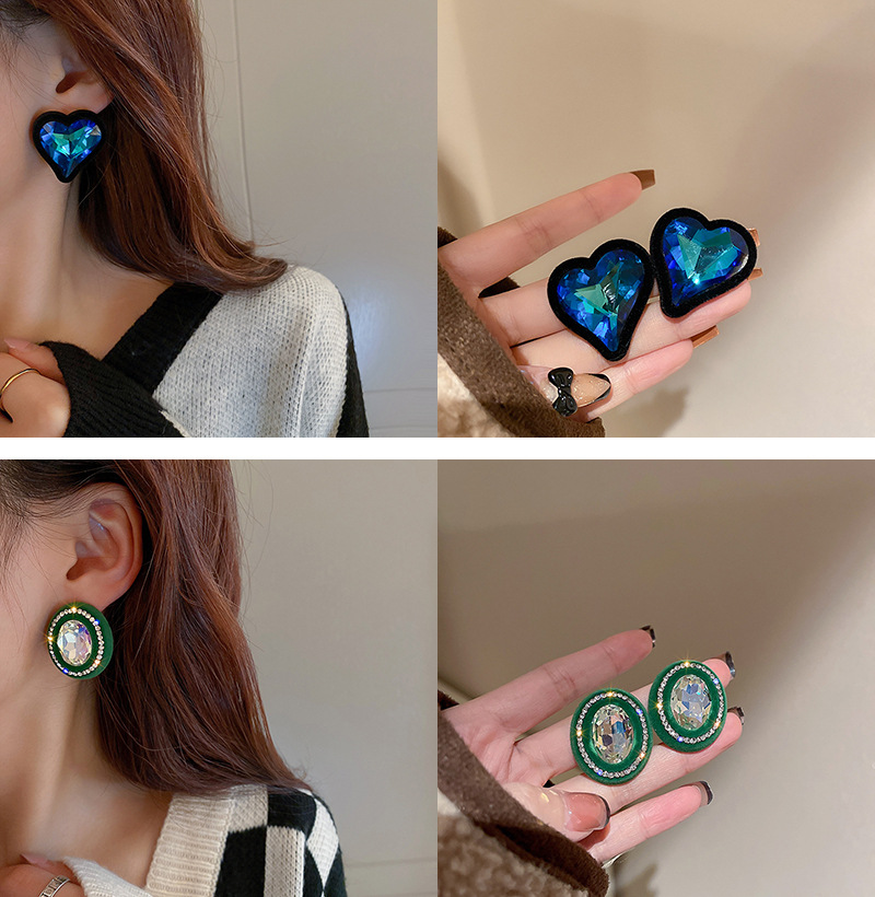 Retro Geometric Heart Shape Bow Knot Copper Zircon Drop Earrings 1 Pair