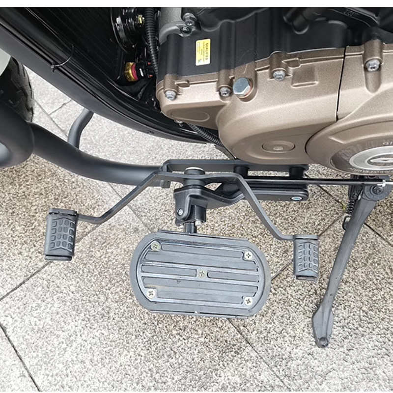 Applicable to Qianjiang Flash 150/250V Flash 300s350 Benda 450 Black Ride 500 Row Shift Rod Widened Front Pedal