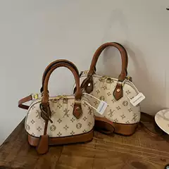 Cross-Border Shell Bag 2026 Women's Bag New Style Niche Elegant Trendy Hot-Selling Shoulder Bag High-End Crossbody Bag