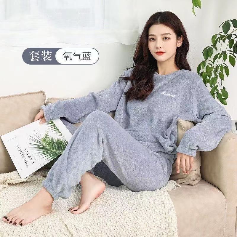 New Autumn and Winter Warm Pants Suit Fleece Thickened Coral Fleece Pajamas Outer Wear Home Clothes Loose Large Size Coat Women New Autumn and Winter Warm Pants Suit Fleece Thickened Coral Fleece Pajamas Outer Wear Home Clothes Loose Large Size Coat Women