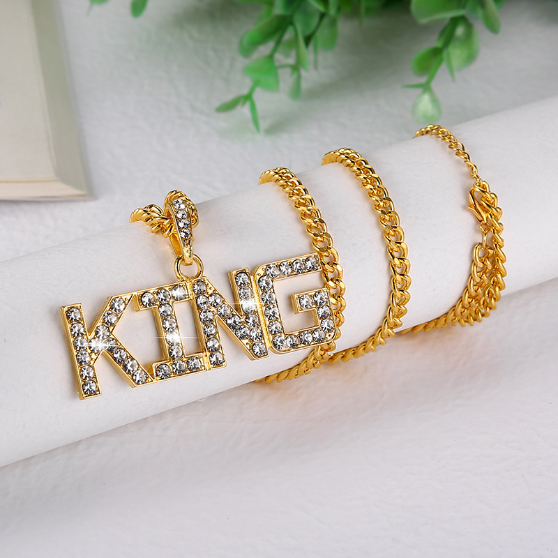 European And American Hip Hop King Letter Necklace Fashion Diamond Pendant Necklace display picture 5