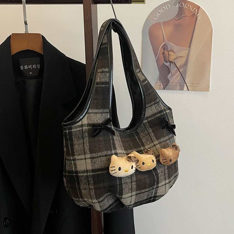 Demi-season shoulder bag, handheld one-shoulder bag