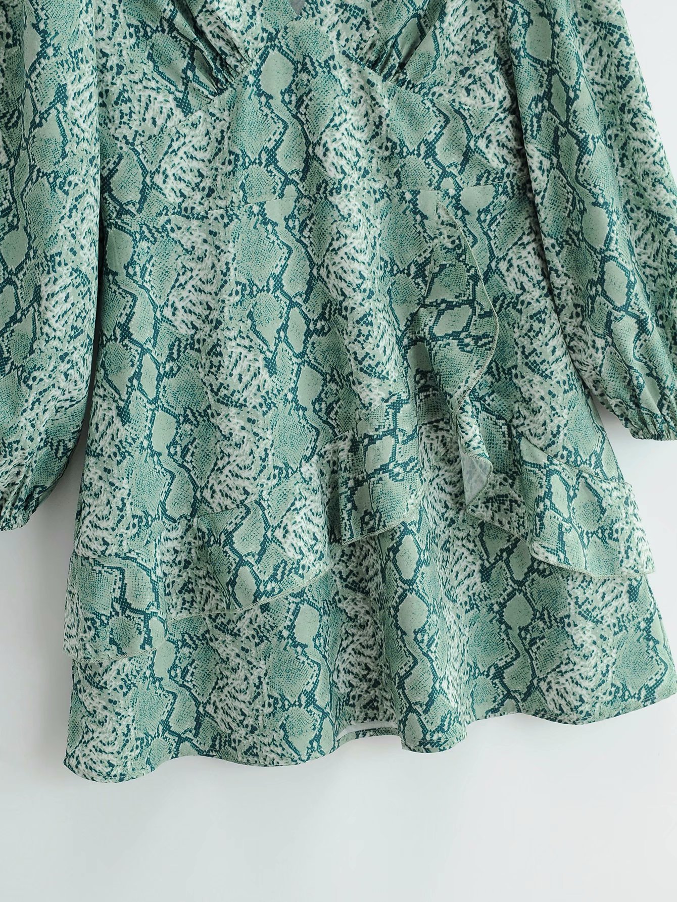 new V-neck green snake print long-sleeved puff sleeve dress  NSAM25617