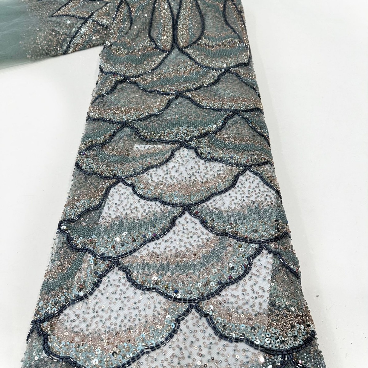 Tejido de malla bordado de diamante Gao Ding lujo vestido de boda vestido de moda de cuentas transfronterizas bordado de sequillas image 1