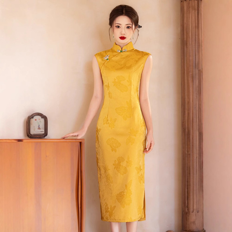 Beizhi Rhyme Retro New Chinese Golden Cheongsam 2025 New Yellow Bride Wedding License Engagement Morning Gown Dress