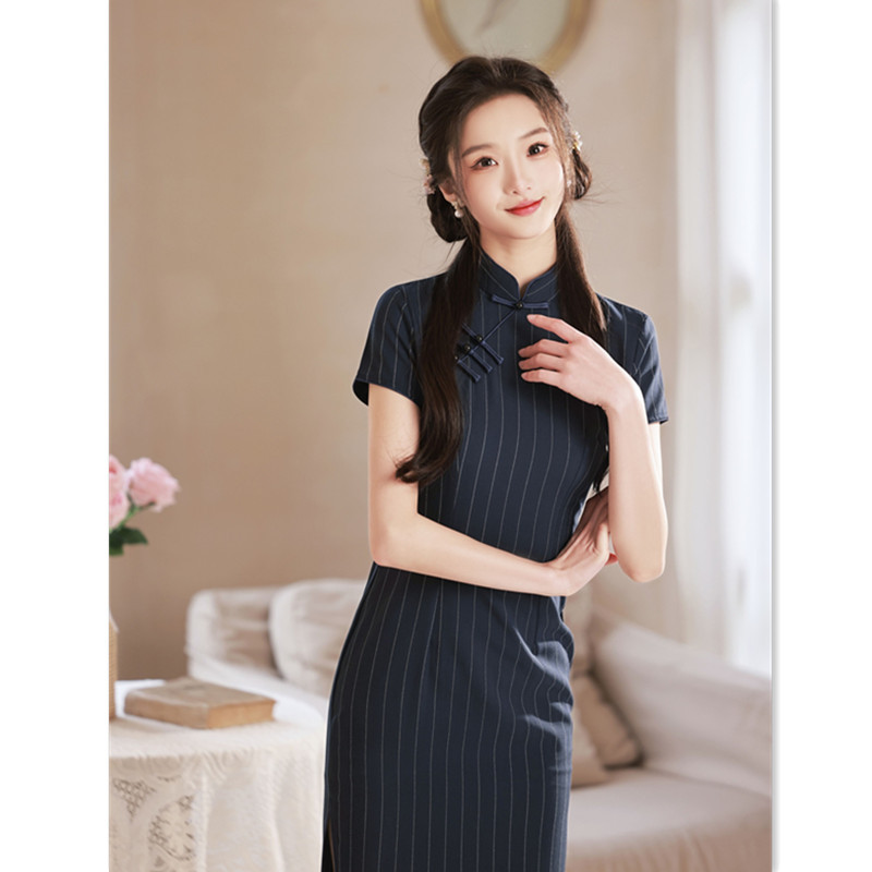 Solid color elegant long summer cheongsam