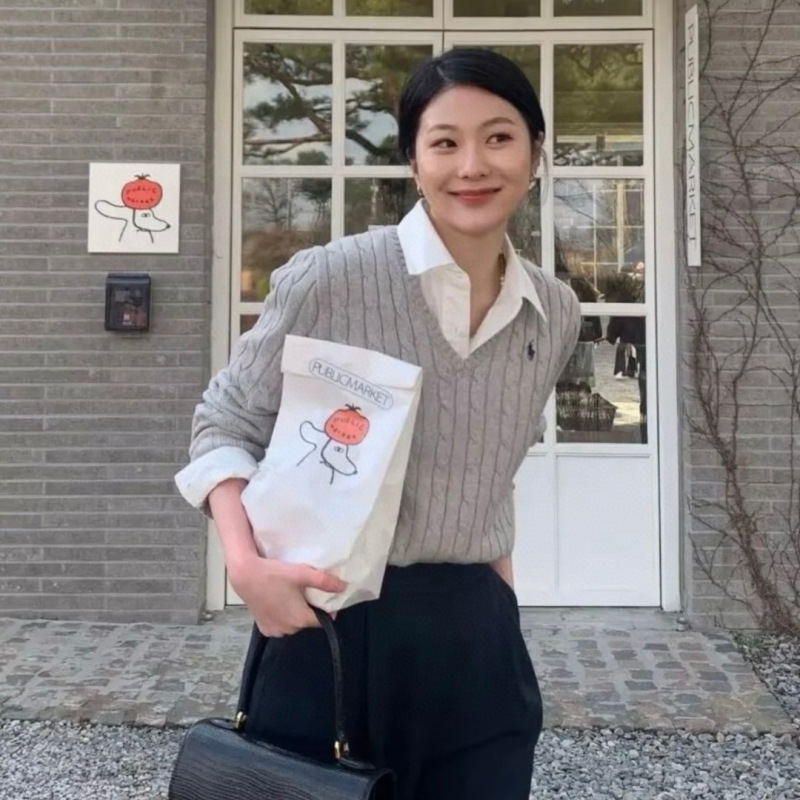 经典小马标复古灰色V领绞花麻花刺绣羊毛套头打底针织衫毛衣代发|undefined