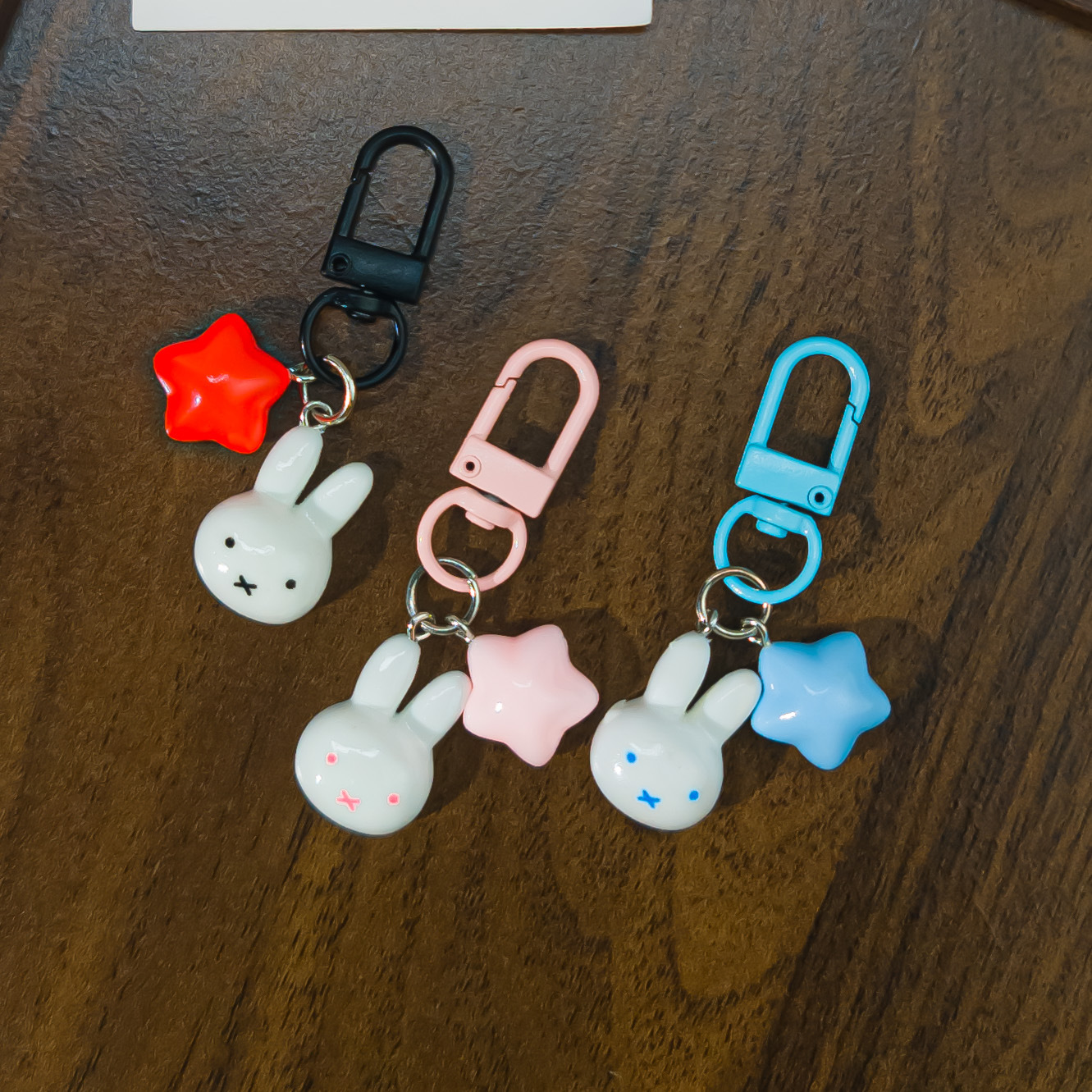 Botón de color N28 japonés Miffy conejo estrella llavero suave corazón de niña crema pentacos bolsos de dibujos animados colgantes image 5