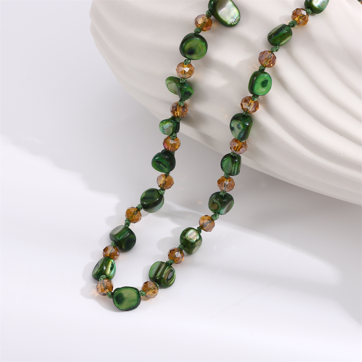 Bohemian Green Shell Beaded Choker Necklace For Beach Vacation_voghion.com
