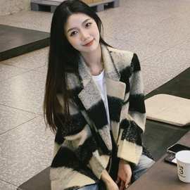 格子西装毛呢外套女短款2025年秋冬新款赫本风小个子加厚呢子大衣