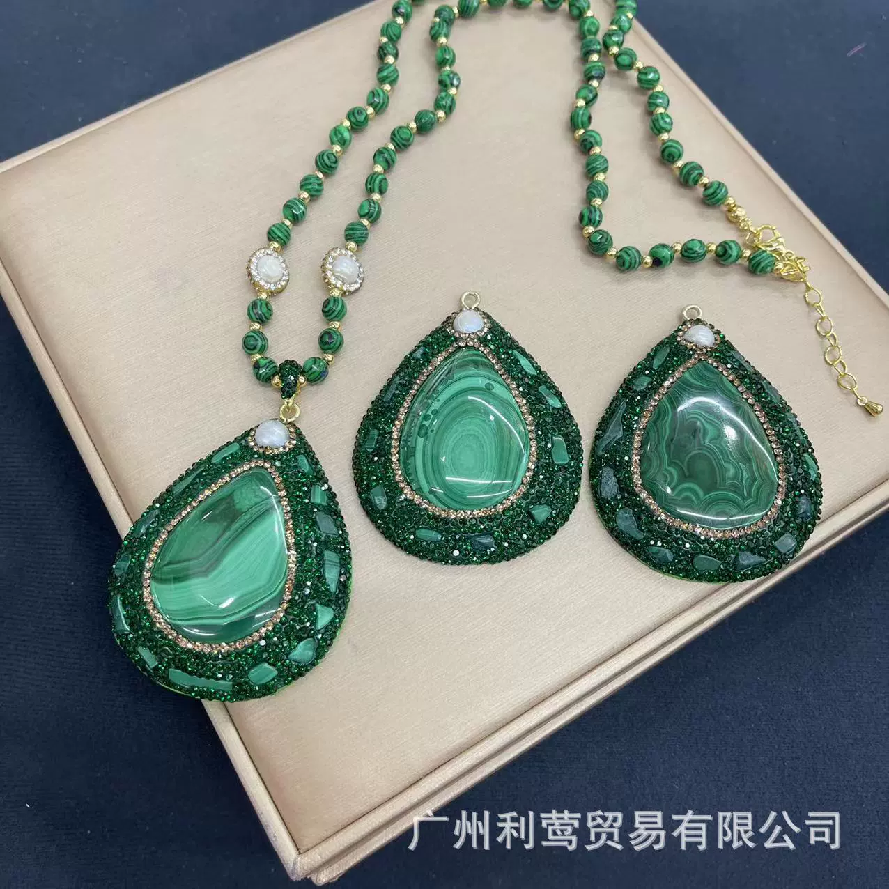 Новый натуральный оригинальный каменный цветок зеленый кулон с сокровищами среднее древнее жемчужное ожерелье Чешский бриллиантовый Банкетный свет Роскошные живые поставки оптом
