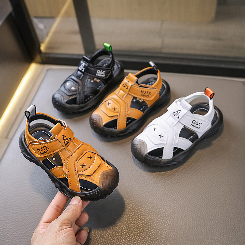 Sandals for boys