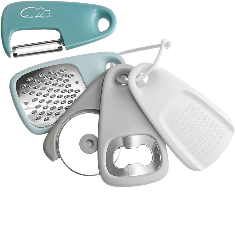 Portátil colgando cinco en uno trituradora pelador cocina vegetal corte gadget de cinco piezas rallador abrebotellas