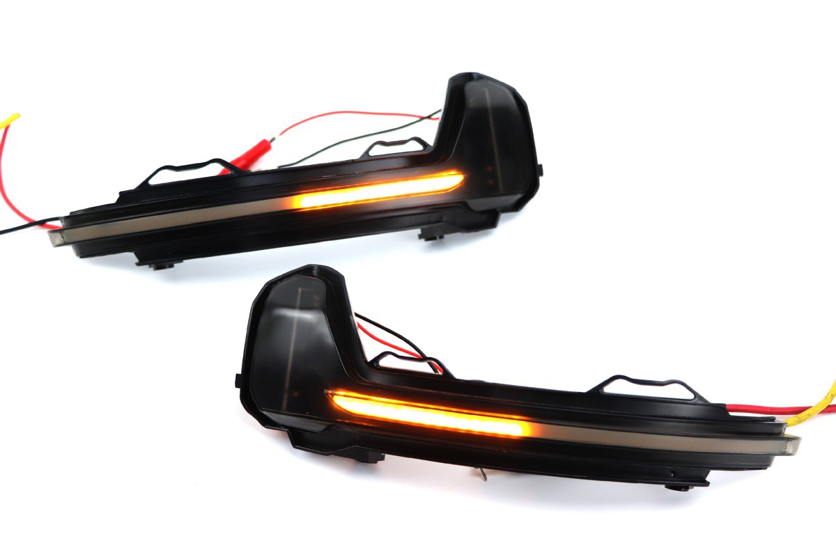 Turn Signal Modification Is Suitable for Volkswagen Touareg Mk3 European Version Tiguan Mk217-19 Tanyue 17-19 Running Water Lights