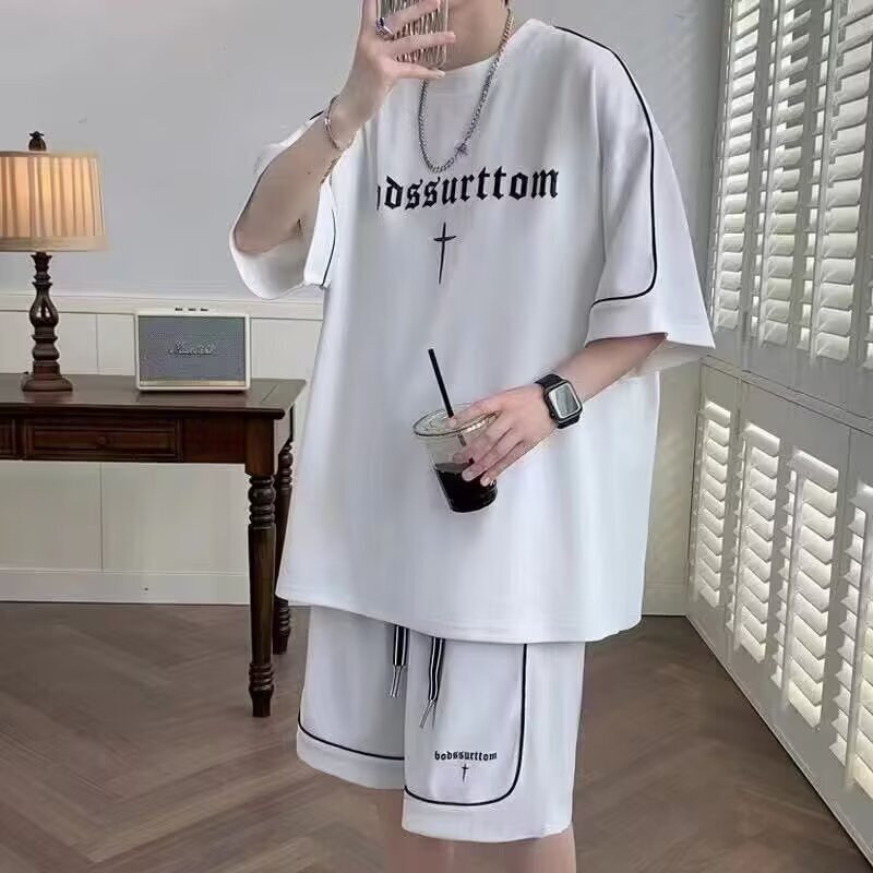 Factory direct supply T-shirt men's summer fashion brand short sleeve shorts basketball clothes a set of casual handsome sports casual clothes Factory direct supply T-shirt men's summer fashion brand short sleeve shorts basketball clothes a set of casual handsome sports casual clothes