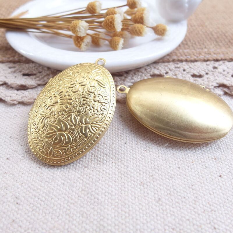 Can Hold Photos Oval Photo Box DIY Sweater Chain Pendant Brass Oval Printed Photo Box Mirror Frame Photo Frame
