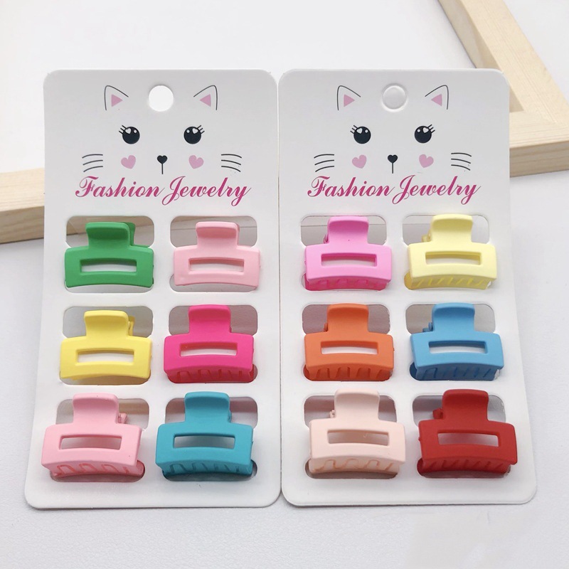 Pinza de pelo pequeña estilo shark clip – diseño minimalista, tendencia en redes