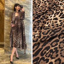 欧美品牌新款豹纹弹力缎女服装高定数码印花面布料