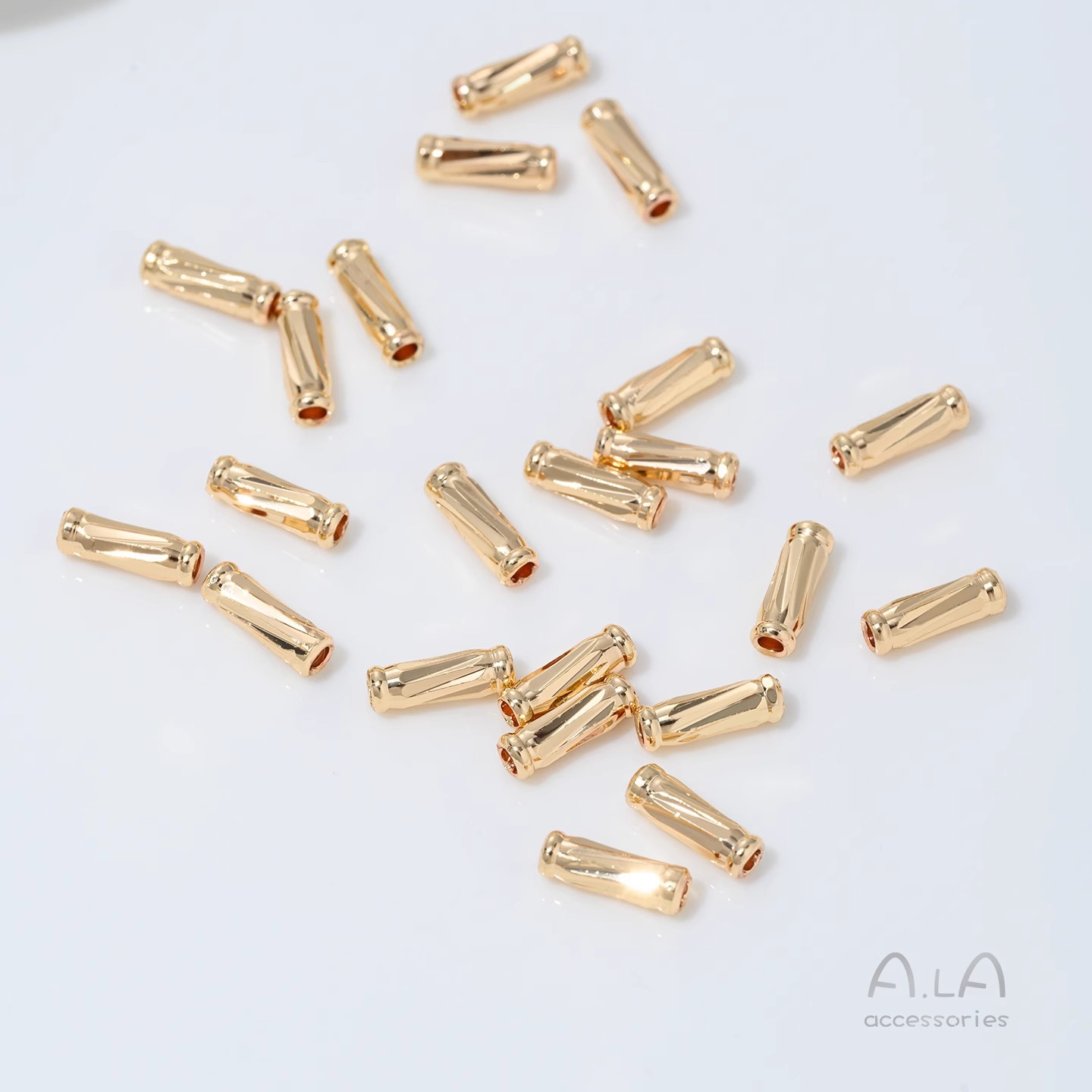 14K Gold-Filled Color-Preserving Floral Straight Tube Threaded Tube Beads Lantern Spacer Bead Accessories Handmade Beaded Hand Necklace DIY Materials