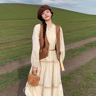 Xinjiang Grassland Western Sichuan Tourism Western-style Age Reduction Vest Dress Women's Spring and Summer New Resort Style Long Skirt Two-piece Set