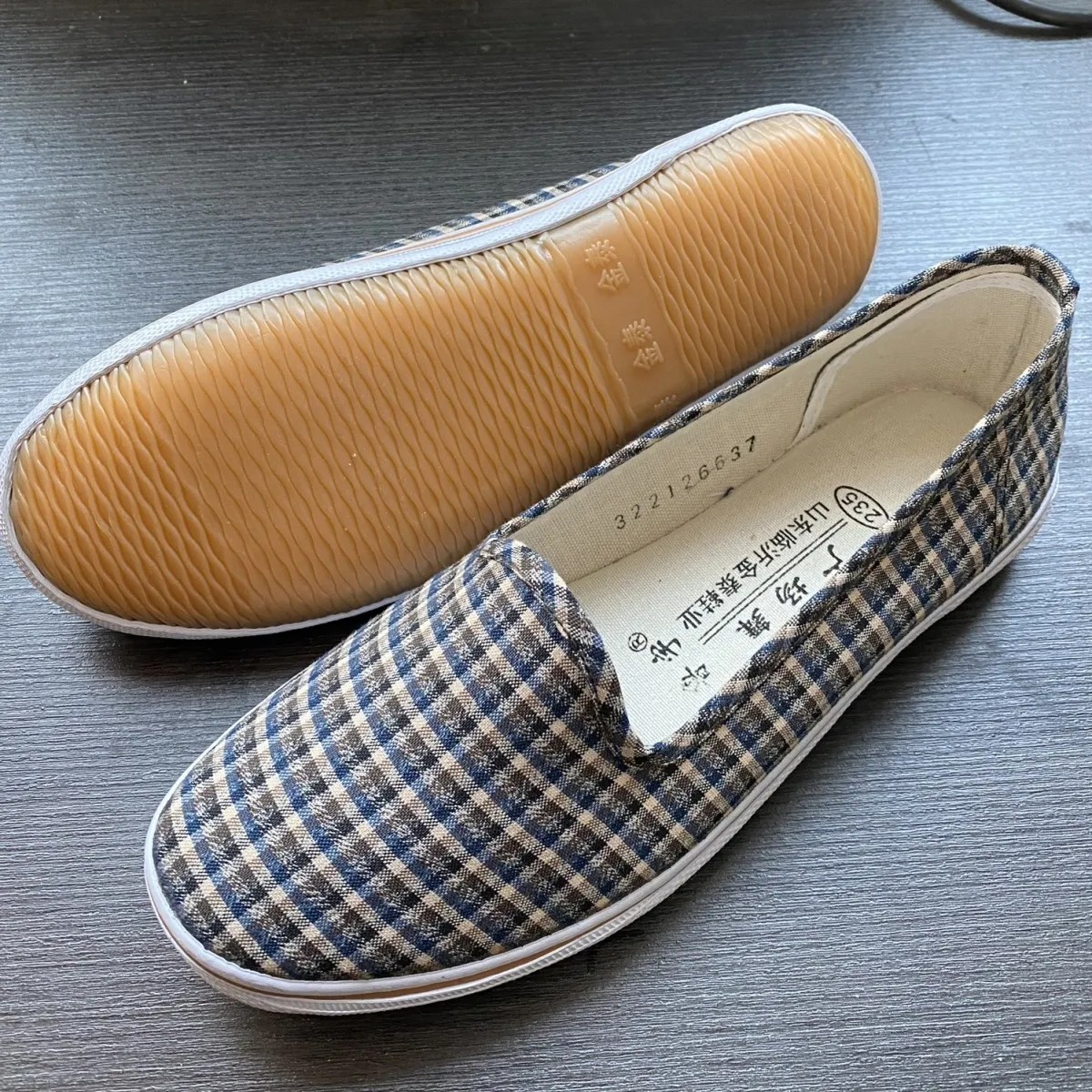 Casual footwear flat
