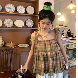 甜系少女穿搭复古系带方领背心小清新格子娃娃衫短款甜酷吊带上衣
