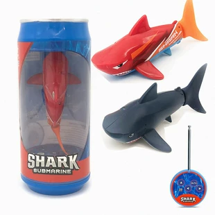 Мини-акула на радиоуправлении плавает и ныряет для воды