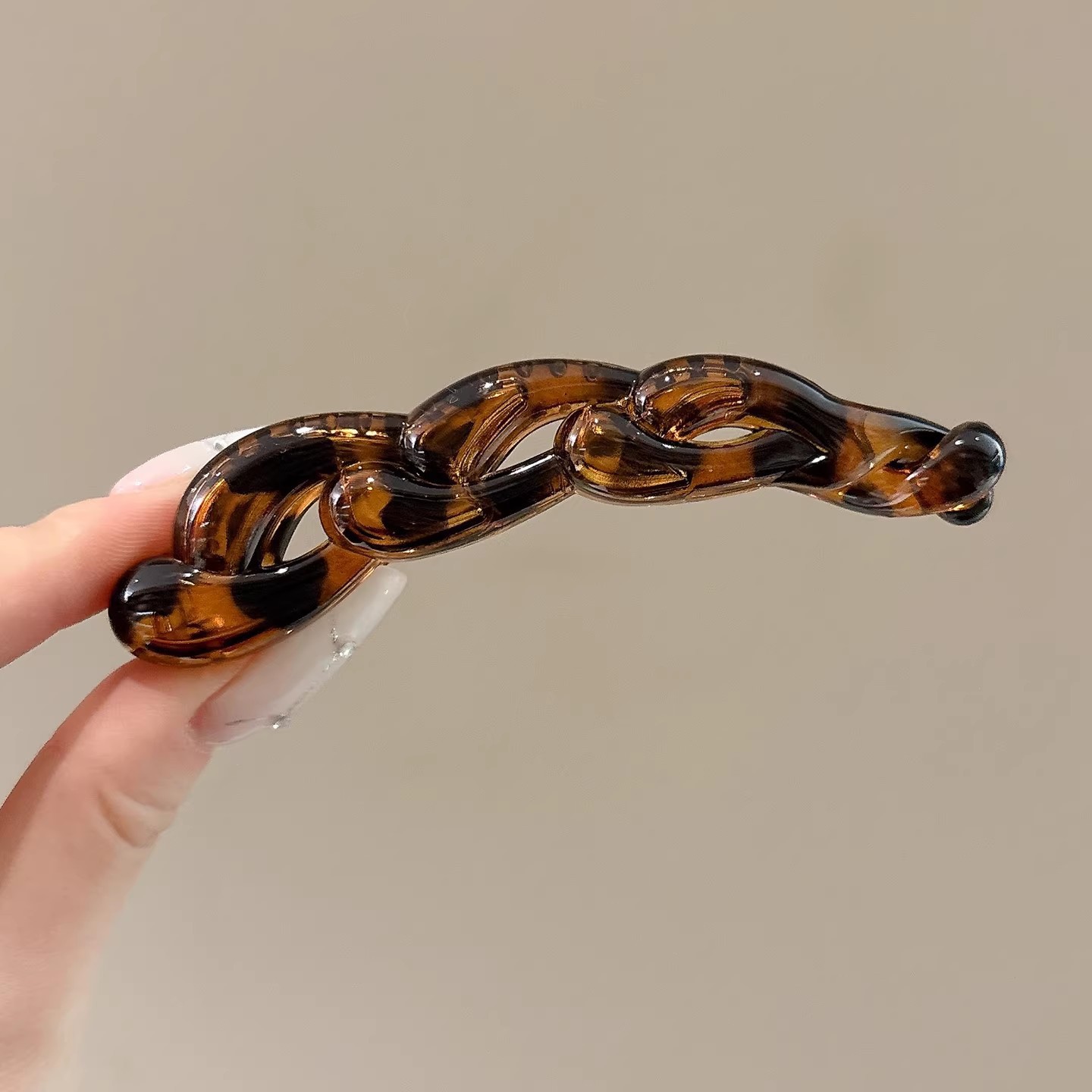 1# amber leopard print cable knit - approx. 10cm