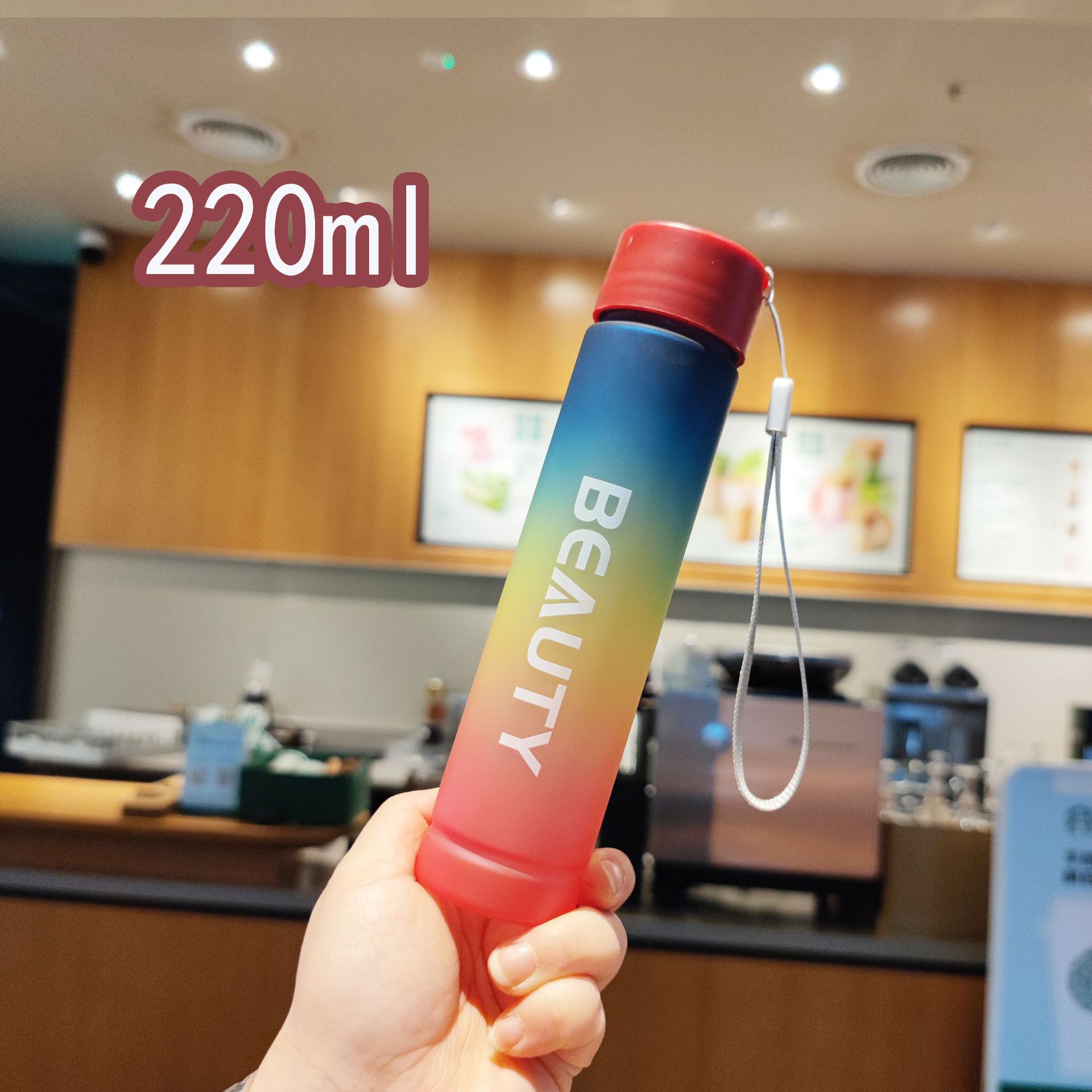 Mini taza de bolsillo 220ml taza de bolsillo de alumno al aire libre taza de plástico de bebida directa brillante brillo esmerilado gradiente jugo de cuerda