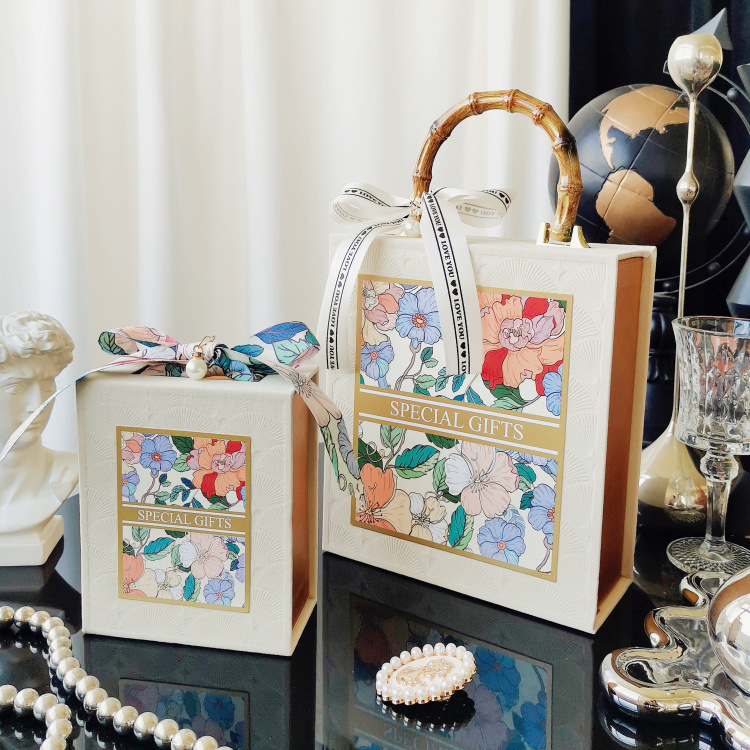 结婚礼物盒神秘花园喜糖盒伴娘伴手礼盒子送妈妈母亲节节日礼盒